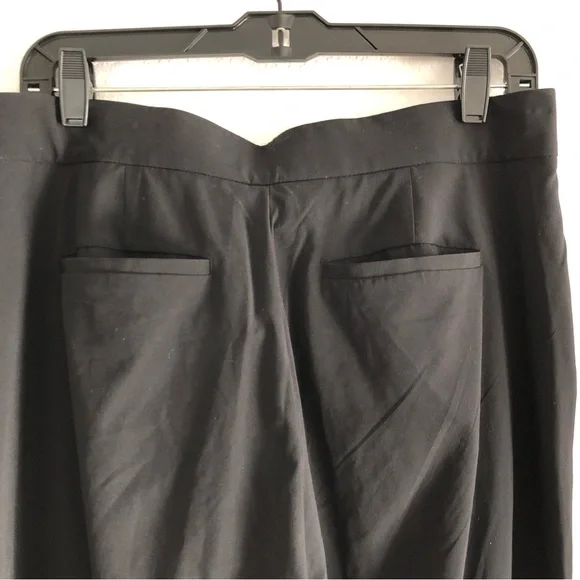 Athleta Tribeca Crop Pant Like New - Picture 8 of 8